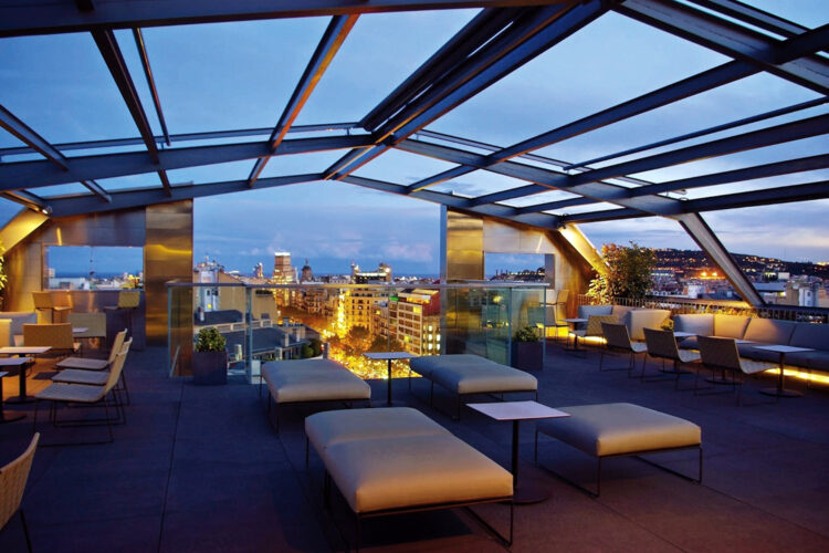 terraza de la última planta del Hotel Royal Passeig de Gràcia de Barcelona