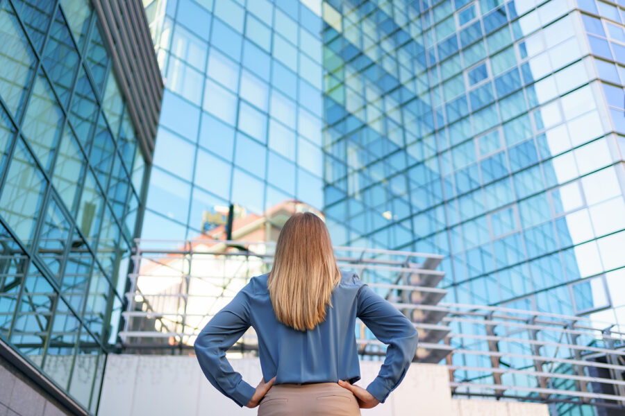 mujeres industria inmobiliaria ACTIVUM