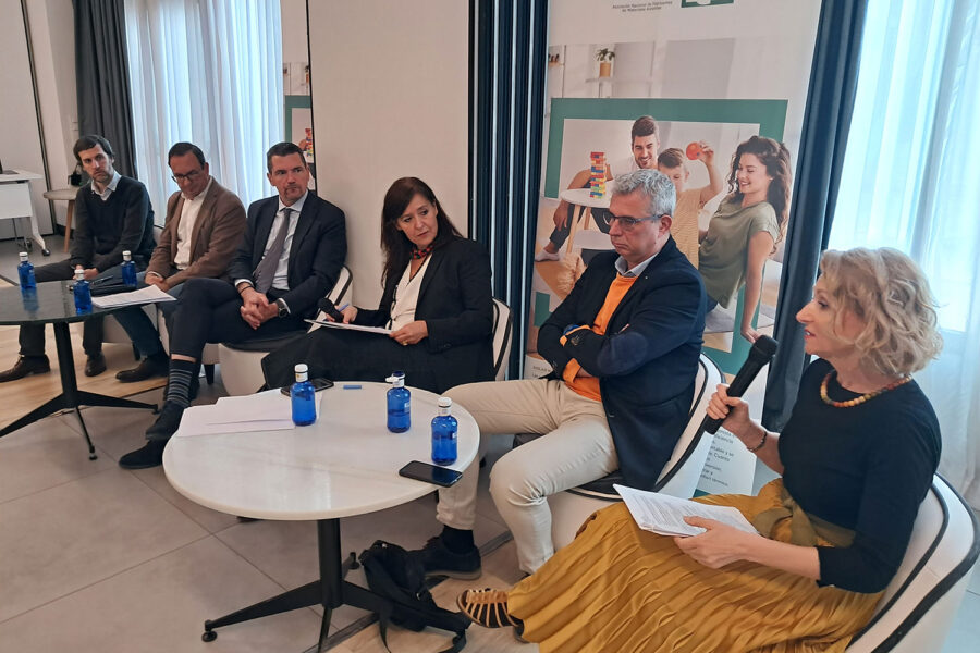 Mesa redonda Andimat