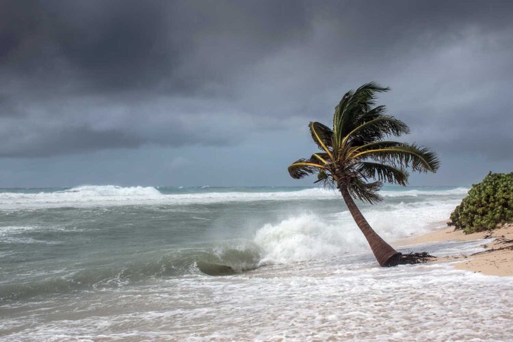 un huracán en Islas Caimán, Caribe